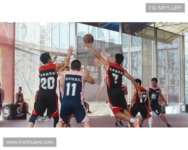 南京篮球队的团队协作之道：从默契配合到战术执行的深度解析