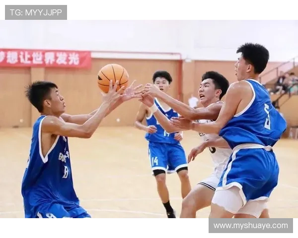 成都篮球队荣登灵活性排行榜第一名展现卓越球技与团队默契