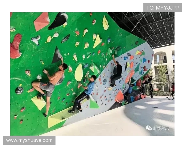 深圳攀岩队灵活性对比分析探讨团队表现与训练策略的关系