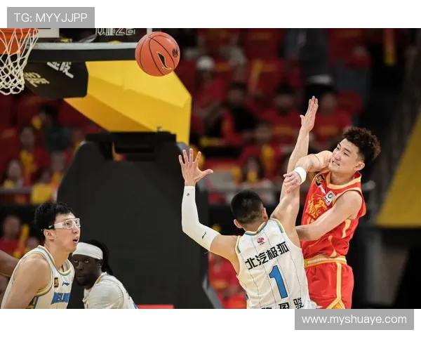 中国男篮在2004年与西班牙的激烈对决回顾与分析