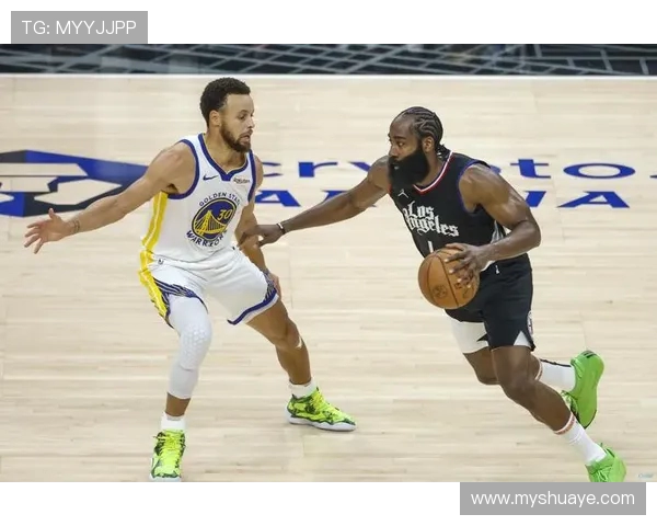 季后赛勇士对决快船精彩在线直播全程回顾与分析